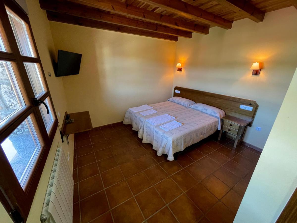 La Guarida De La Lleira Hotel Ferreras de Arriba Kültér fotó