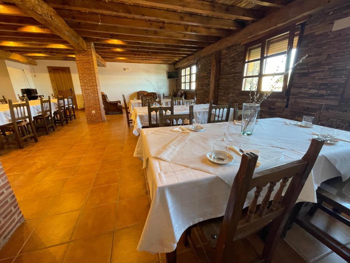 La Guarida De La Lleira Hotel Ferreras de Arriba Kültér fotó