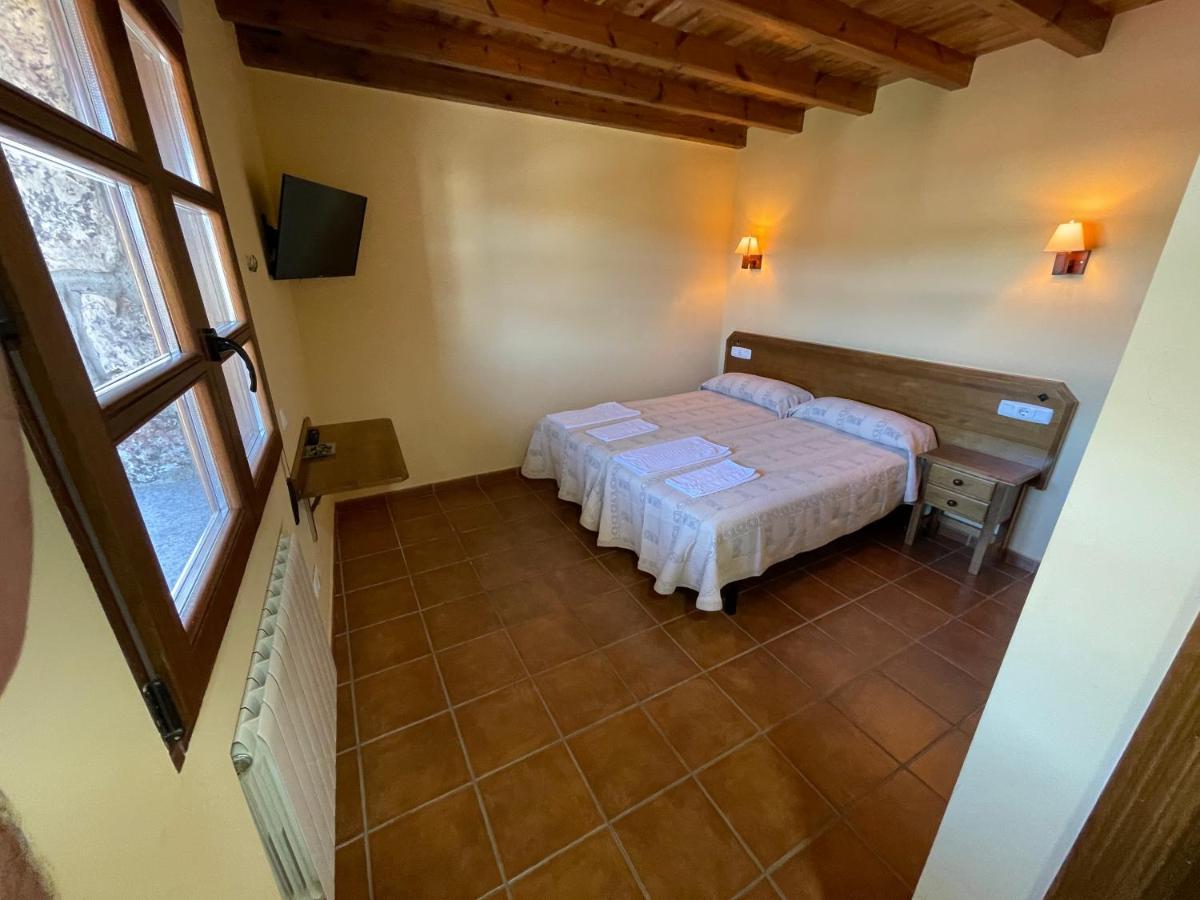 La Guarida De La Lleira Hotel Ferreras de Arriba Kültér fotó