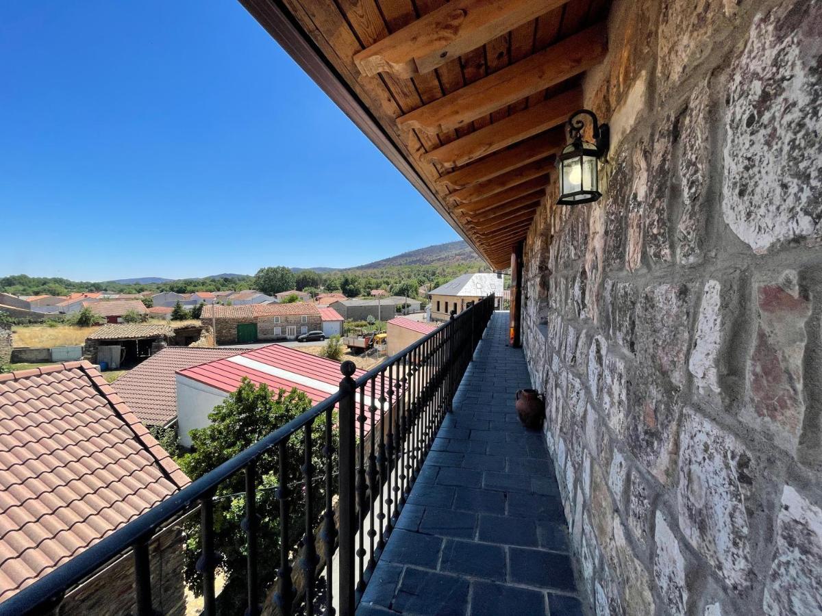 La Guarida De La Lleira Hotel Ferreras de Arriba Kültér fotó
