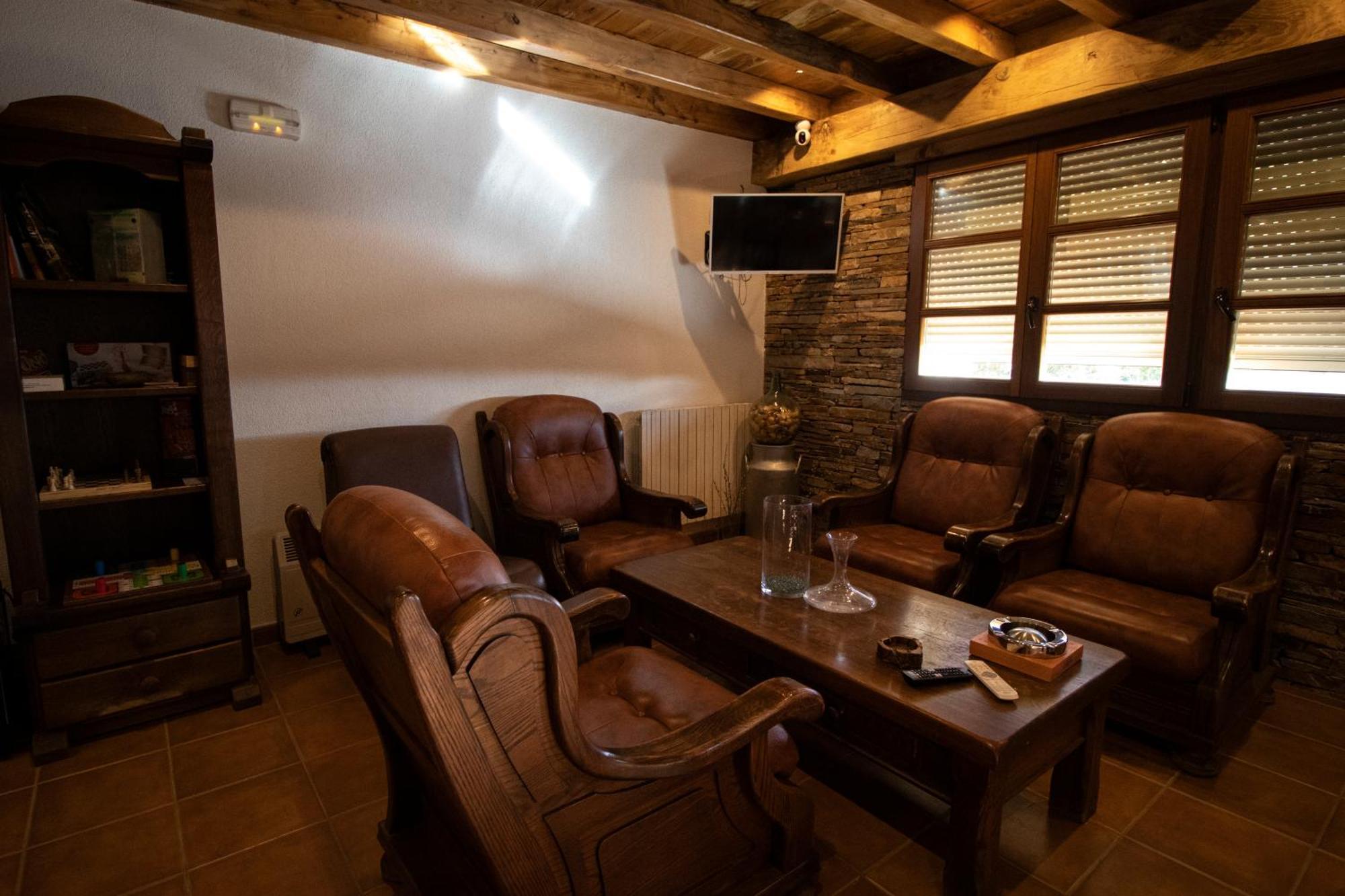 La Guarida De La Lleira Hotel Ferreras de Arriba Kültér fotó