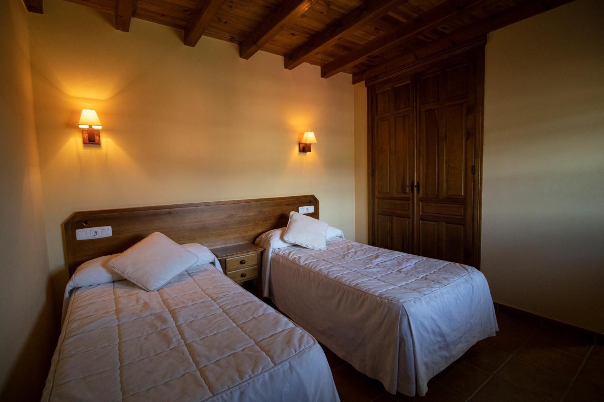 La Guarida De La Lleira Hotel Ferreras de Arriba Kültér fotó